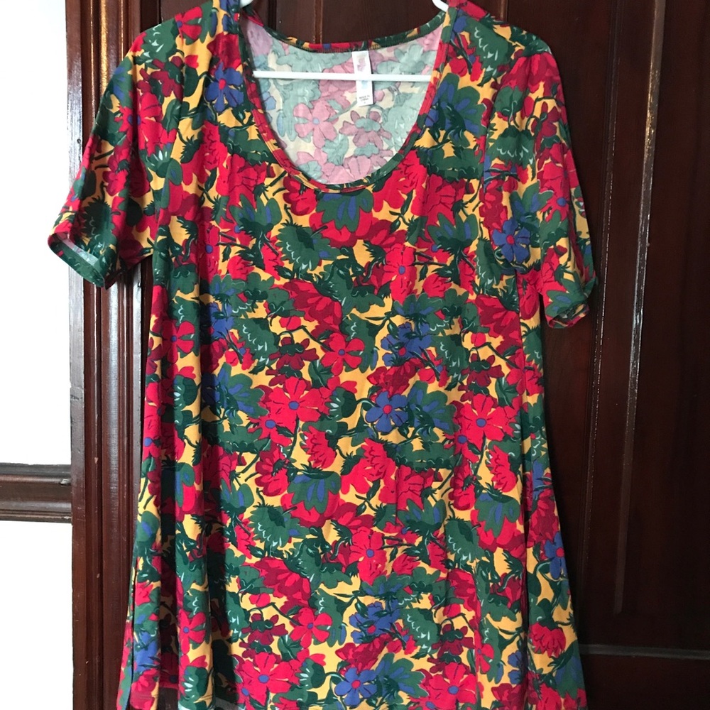 Lularoe Perfect T
